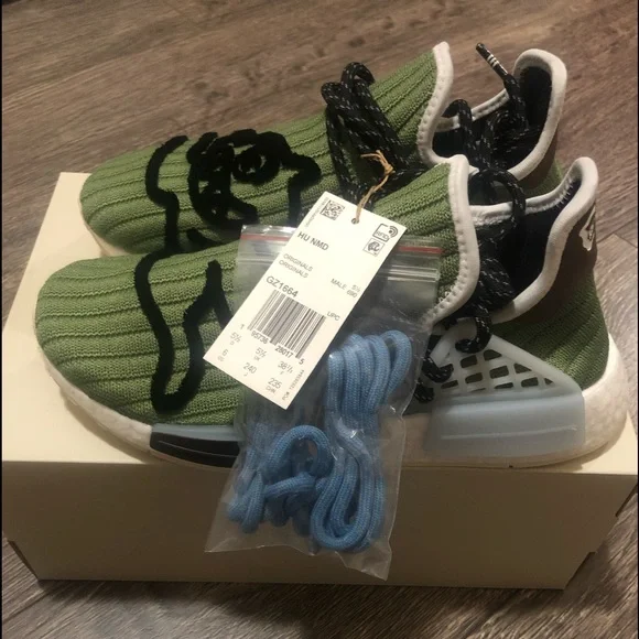 adidas gazelle silver green womens adidas Originals Womens Nmd R1 V3